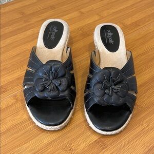 Softspots Women's Black Espadrille Sandals